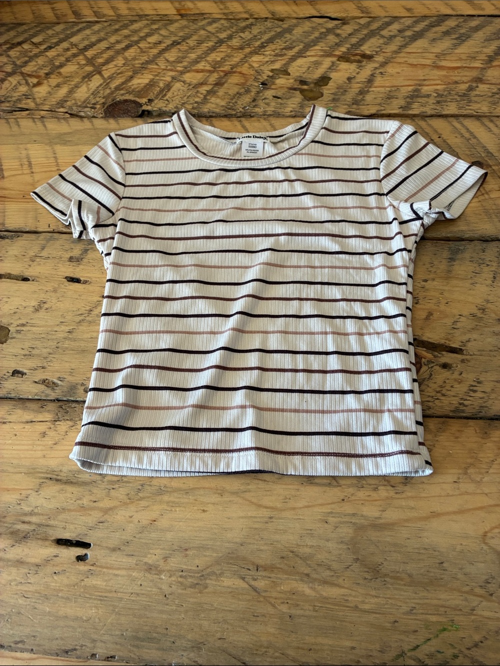 Little Daisy Striped Ribbed Crewneck Tee in White and Brown